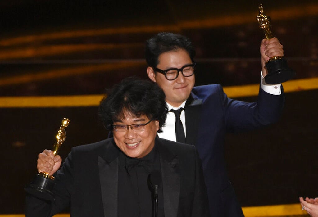 Bong Joon Ho y Han Jin Won de "Parasite" ganan Oscar