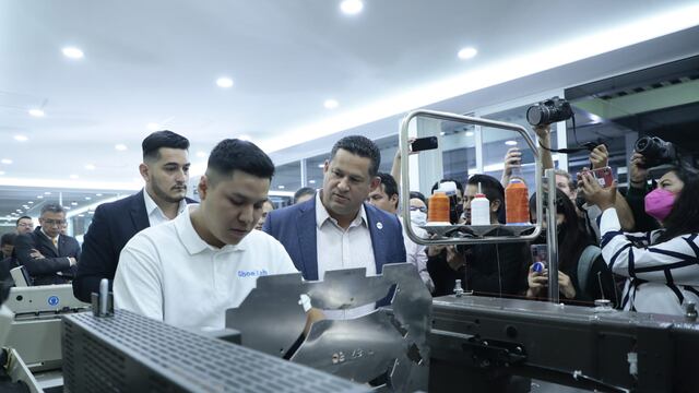 Diego Sinhue Rodríguez encabeza inauguración de ‘Shoe Lab’ para beneficio de la industria del calzado en Guanajuato