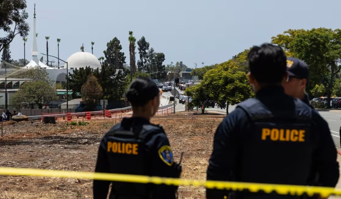 Trump reacciona al tiroteo en mezquita de San Diego que dejó cinco muertos