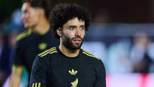 ¡Se encienden las alarmas en el Tri! Chino Huerta está lesionado y ya sabemos cuánto tiempo estará fuera