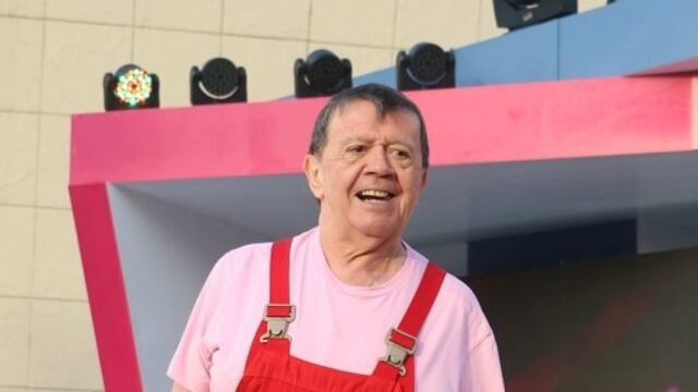 Xavier López 'Chabelo', conductor.