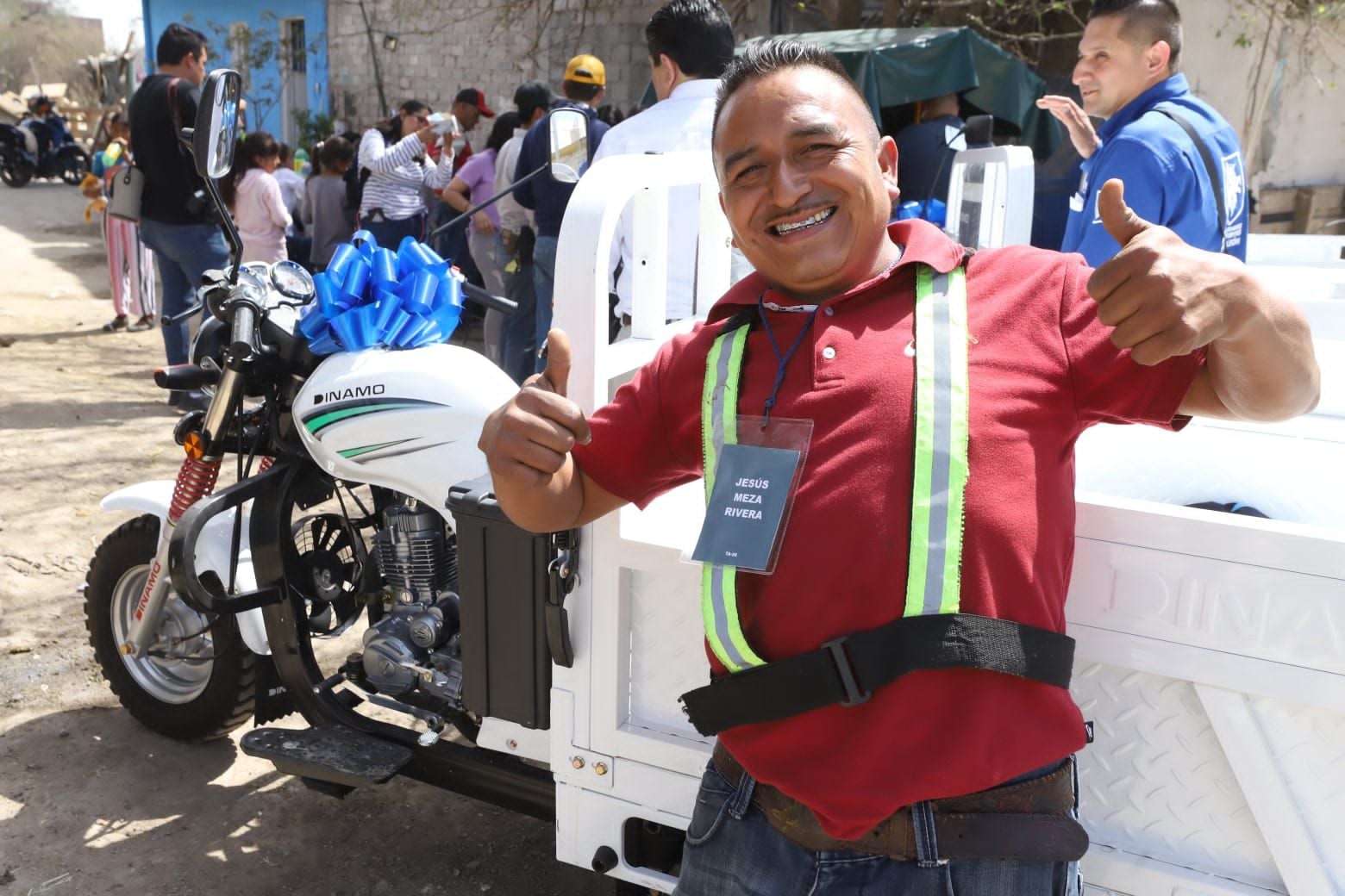 Cambian animales de arrastre por motos de carga en Guanajuato