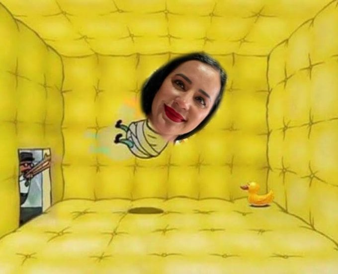 Memes de Sandra Cuevas