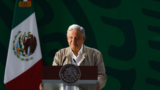 AMLO.