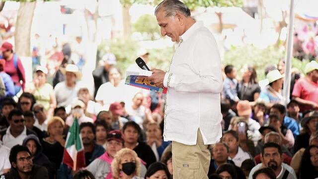 Adán Augusto López defiende los libros de la SEP