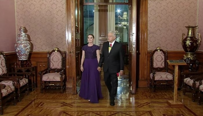 El vestido de Beatriz Gutiérrez durante el Grito de Independencia 2024