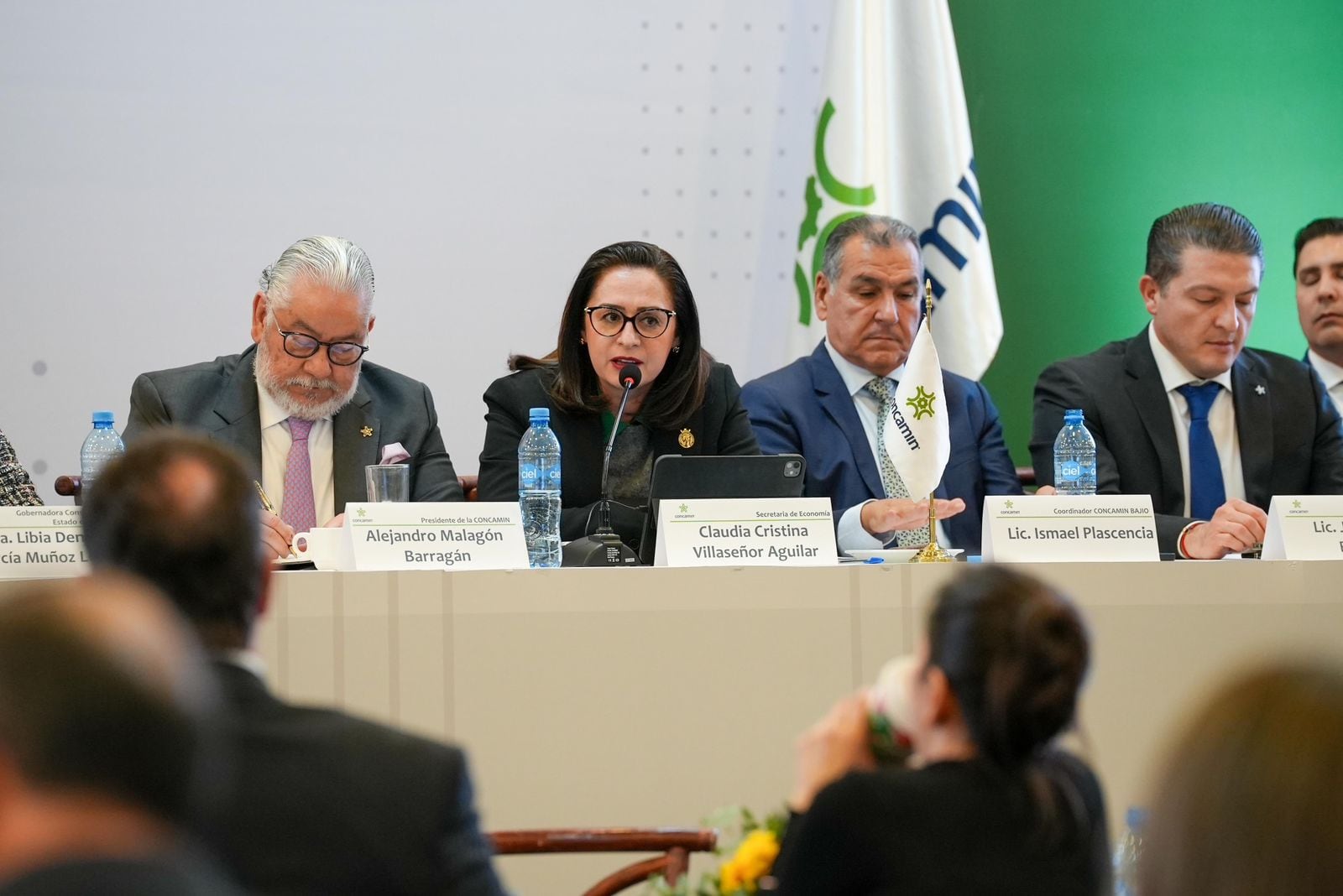 Libia Dennise García en Foro Industrial del Bajío
