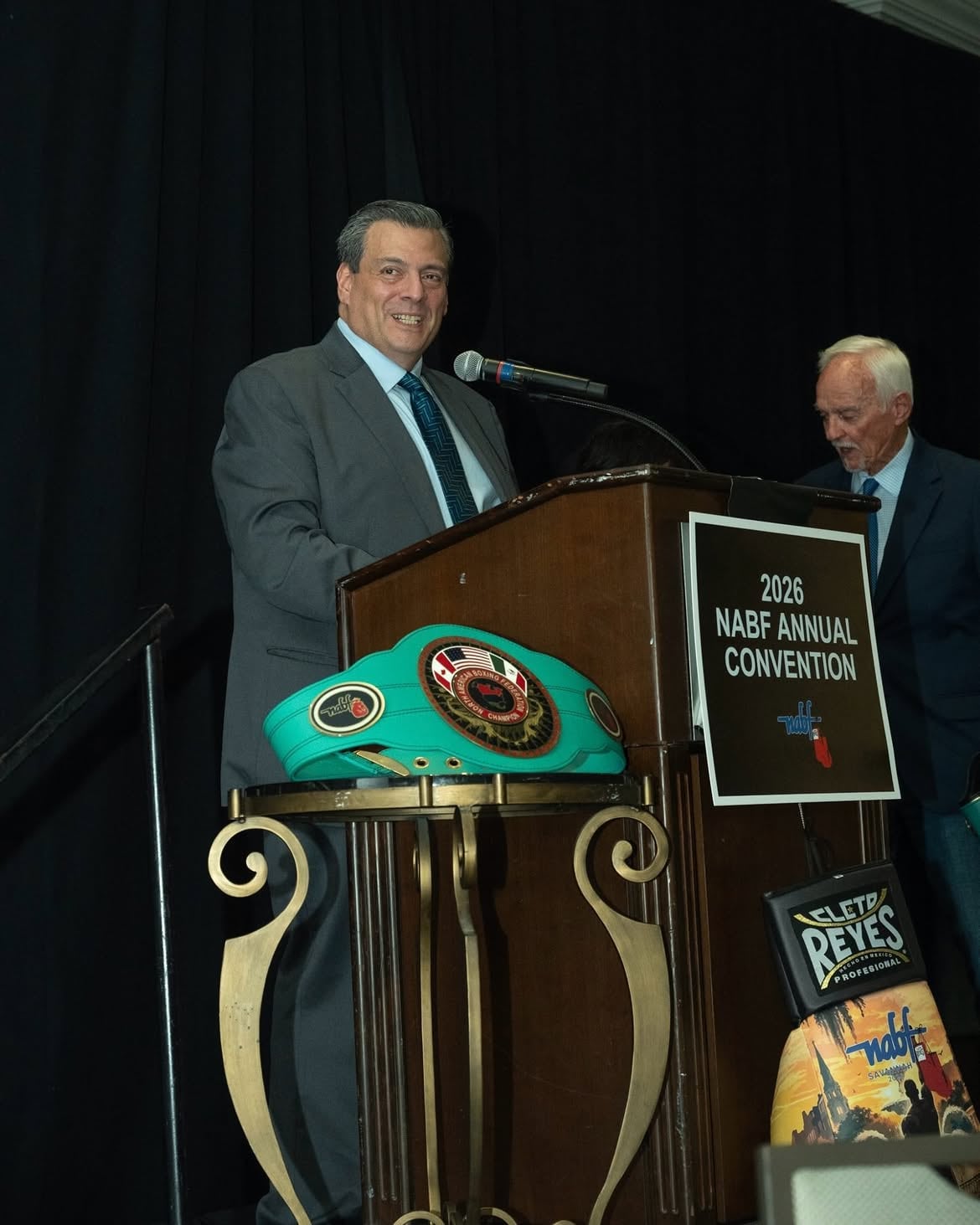 Mauricio Sulaimán, presidente del Consejo Mundial de Boxeo