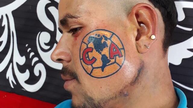 El aficionados decidió tatuarse el escudo del América en la mejilla