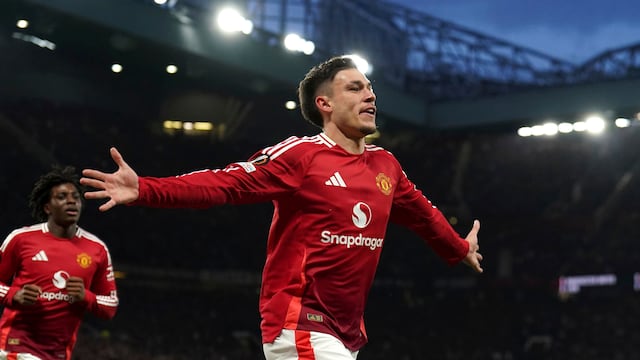 Manuel Ugarte en el Manchester United vs Olympique de Lyon.