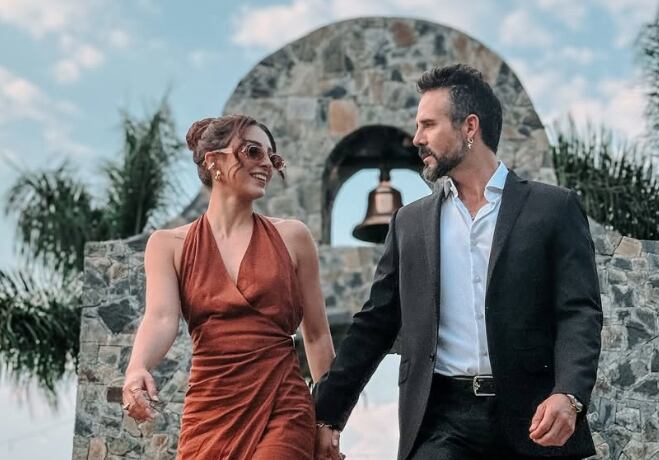 José Ron y Lizy Martínez