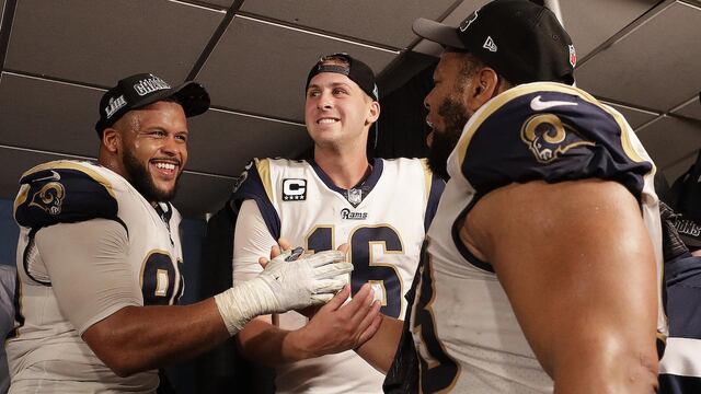 Donald es el mejor caza mariscales de la NFL