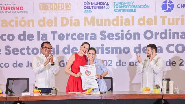 36 cocineras y cocineros tradicionales de Guerrero reciben certificados por su labor en la preservación de la gastronomía local