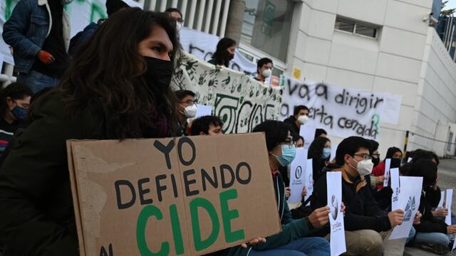 Estudiantes del CIDE
