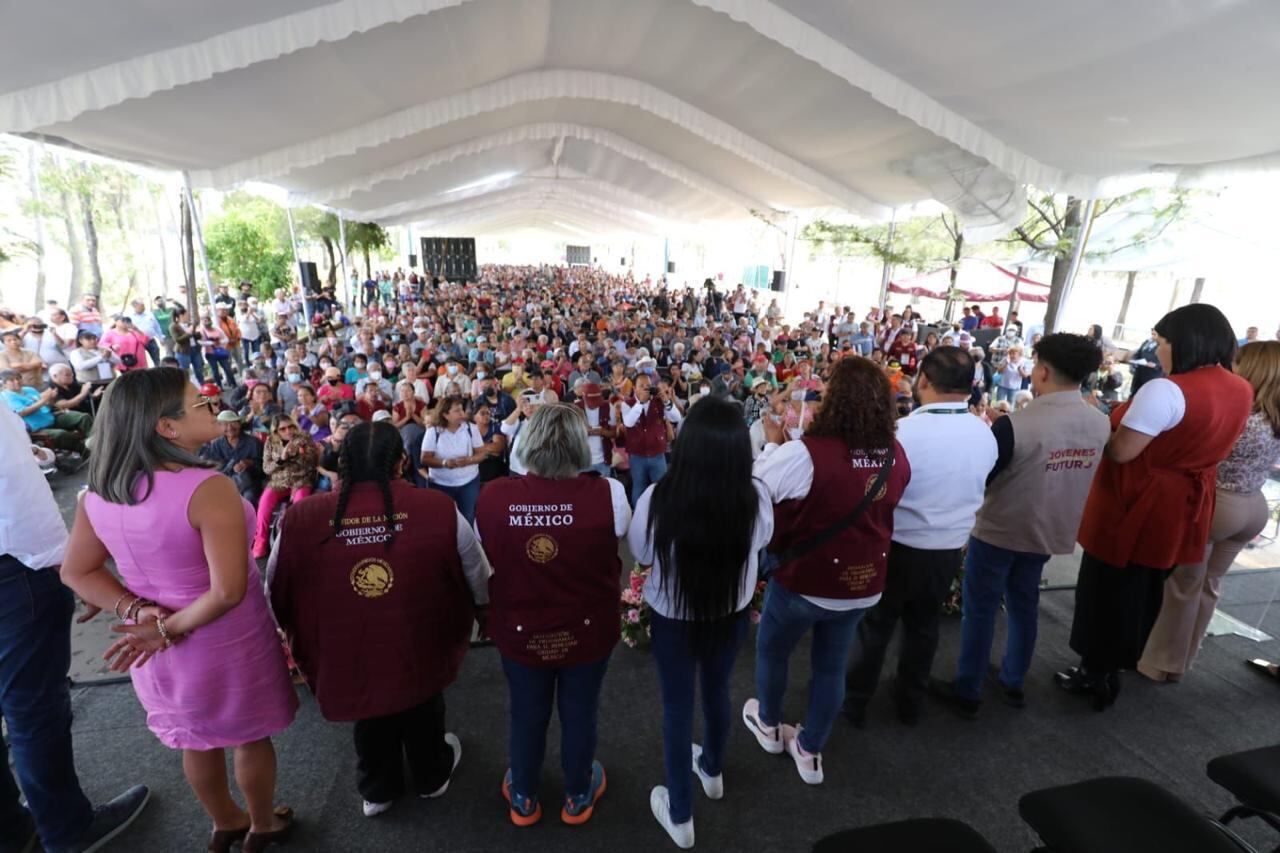 Ariadna Montiel toma protesta a integrantes de comités de Programas para el Bienestar en Iztapalapa