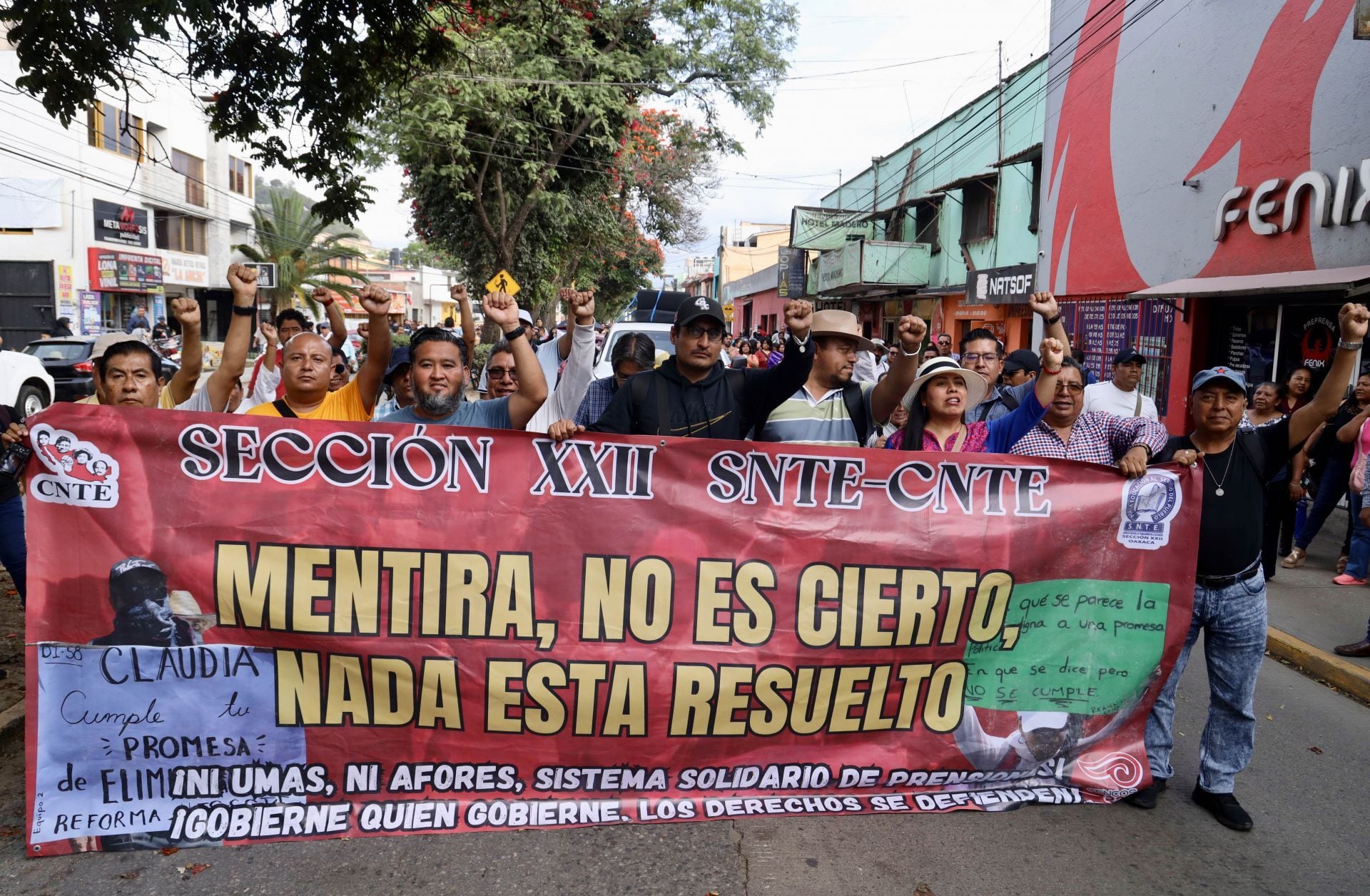 CNTE anuncia paro nacional