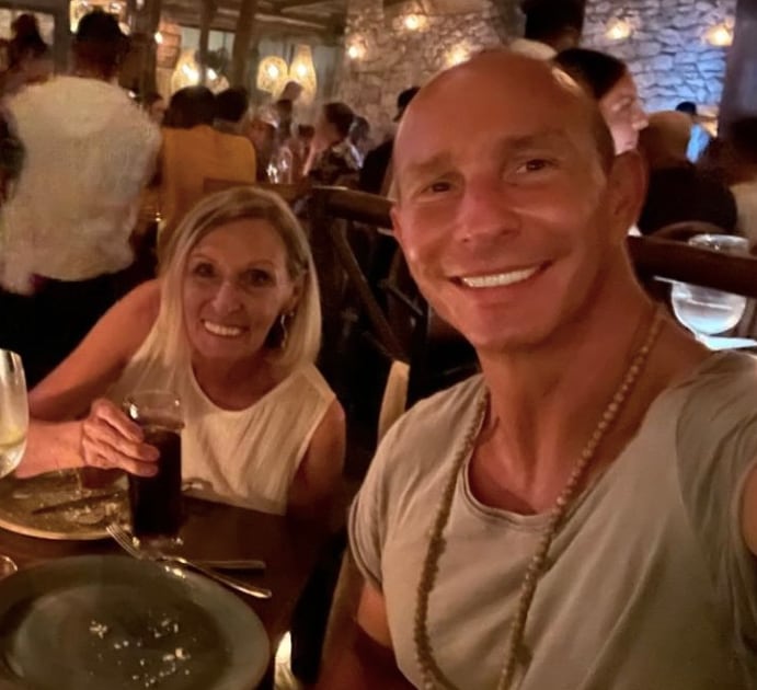 Erik Rubín junto a su mamá Myra Milanszenko