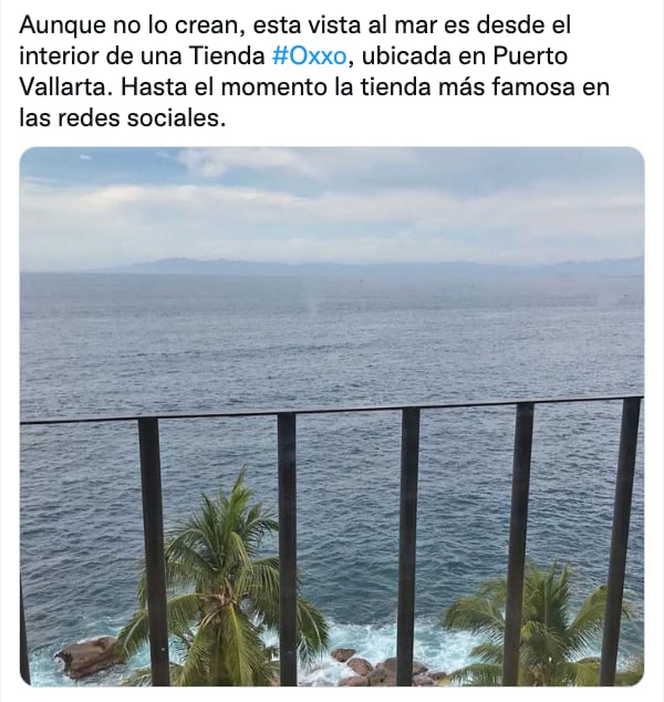 Oxxo con vista al mar en Puerto Vallarta