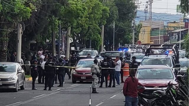 Balacera entre policías y delincuentes en Satélite deja 2 heridos