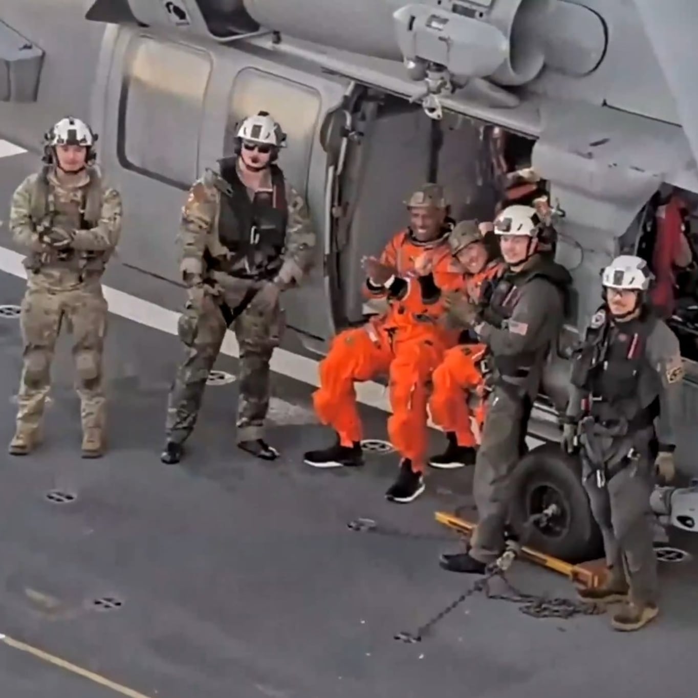 Video muestra apertura de Orion tras regreso de astronautas a la Tierra