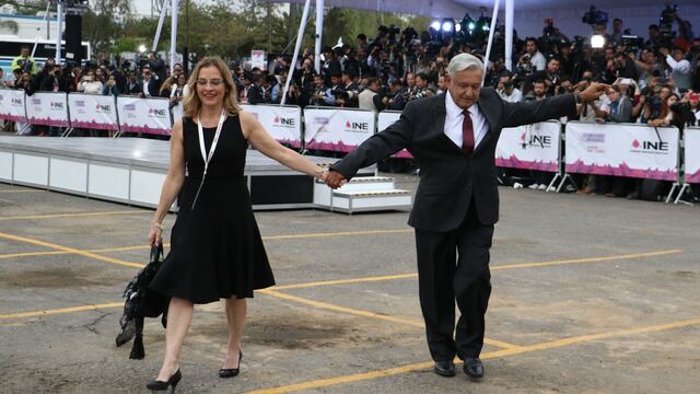 Beatriz Gutiérrez y AMLO