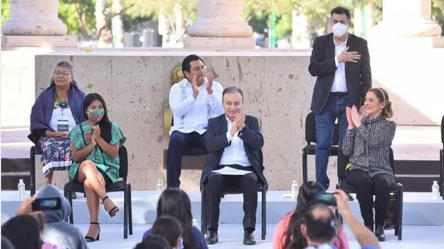 Beatriz Gutiérrez recomendó los libros como arma contra la delincuencia en 2021 y se armó la polémica en 2022