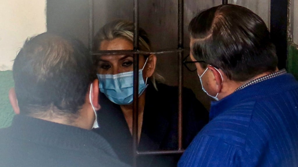 Jeanine Áñez, expresidenta de Bolivia, pide en prisión ser trasladada a un hospital