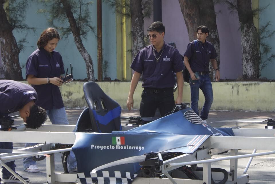 El primer auto volador de México es orgullosamente veracruzano: Se llama Mantarraya y fue creado por estudiantes