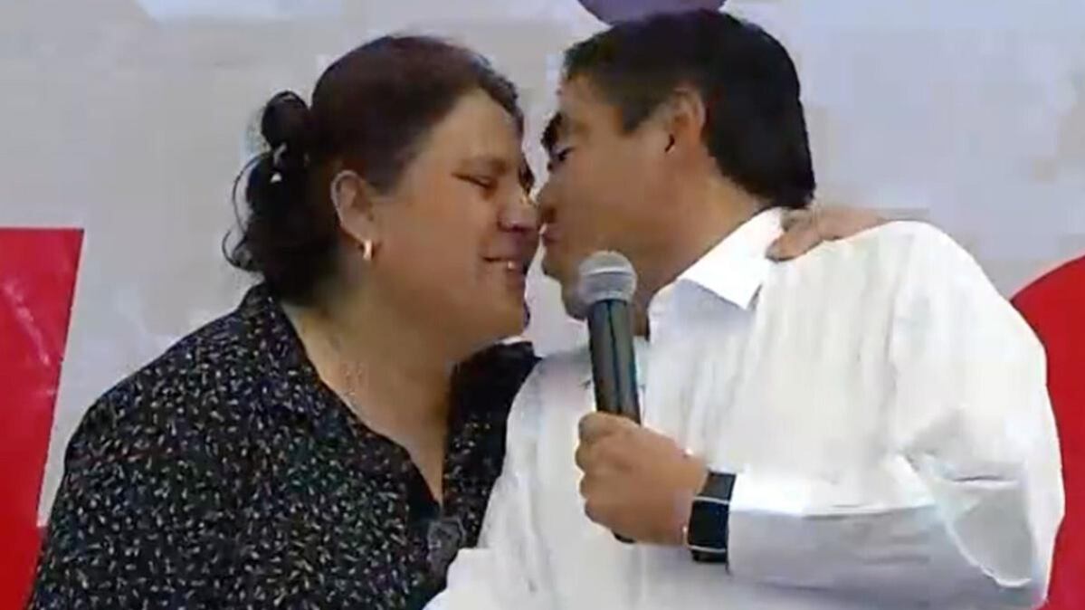 VIDEO: Barbosa se declara ganador y cumple festejar con beso a su esposa