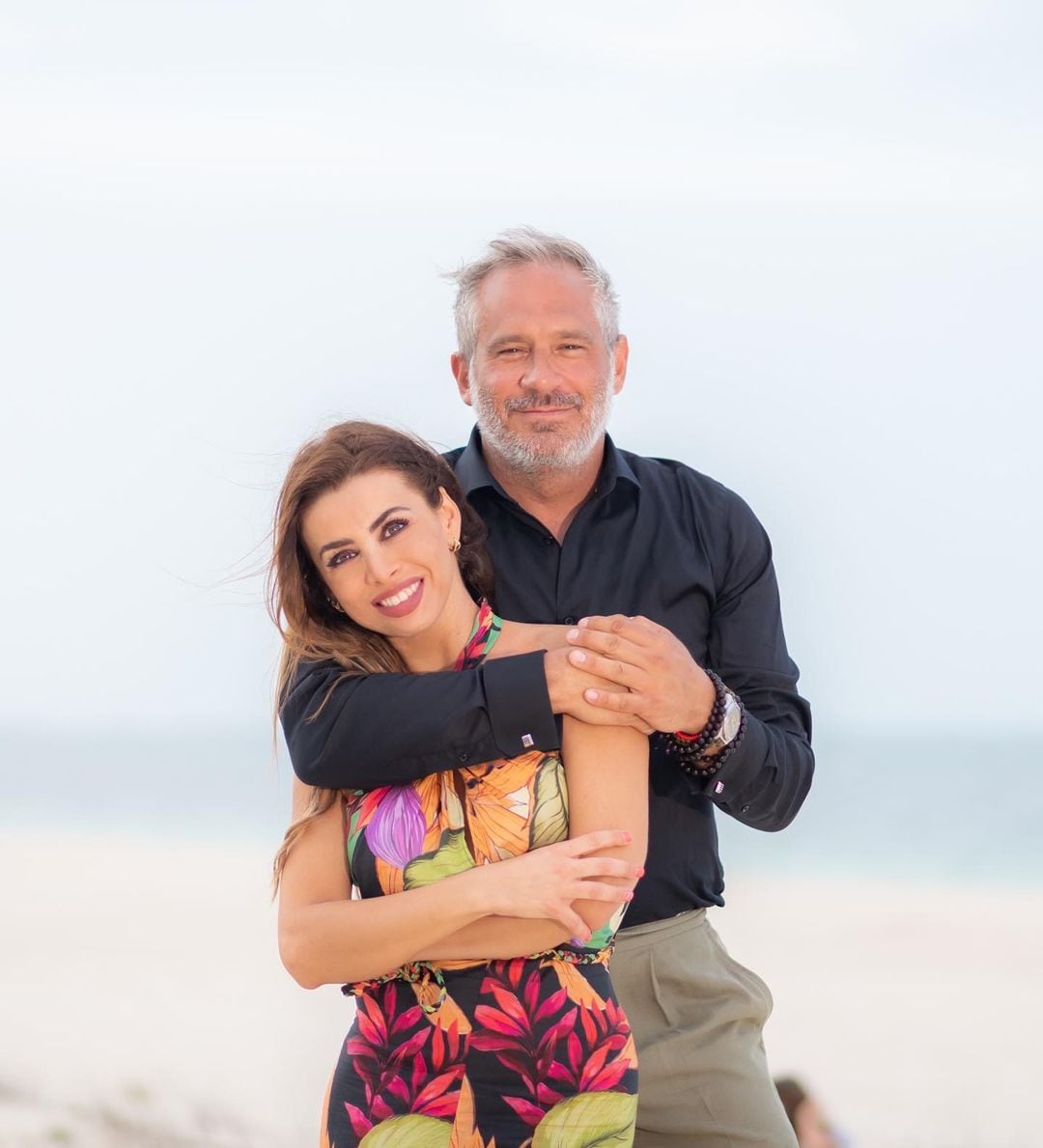 Arath de la Torre y su esposa, Susy Lu