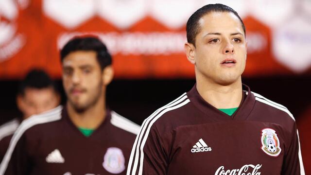 Javier Hernández fue titular ate Bélgica