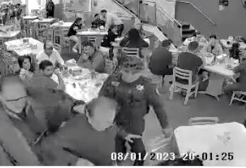 Filtran video de la noche en que Antonio Monroy fue golpeado en La Polar