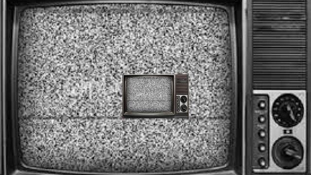 … Sería una inversión a futuro garantizada, una inversión que al final beneficiaria a millones de mexicanos incluidos las grandes empresas televisoras y el gobierno federal…