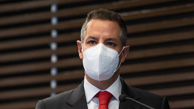 Alejandro Murat inicia la desbandada del PRI a Morena.