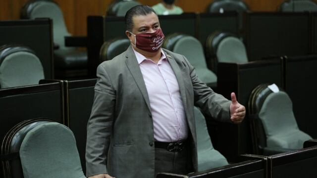 Ramíro González