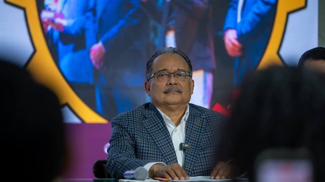 Andrés Mijes exige al Estado liberar recursos para obras en Escobedo.