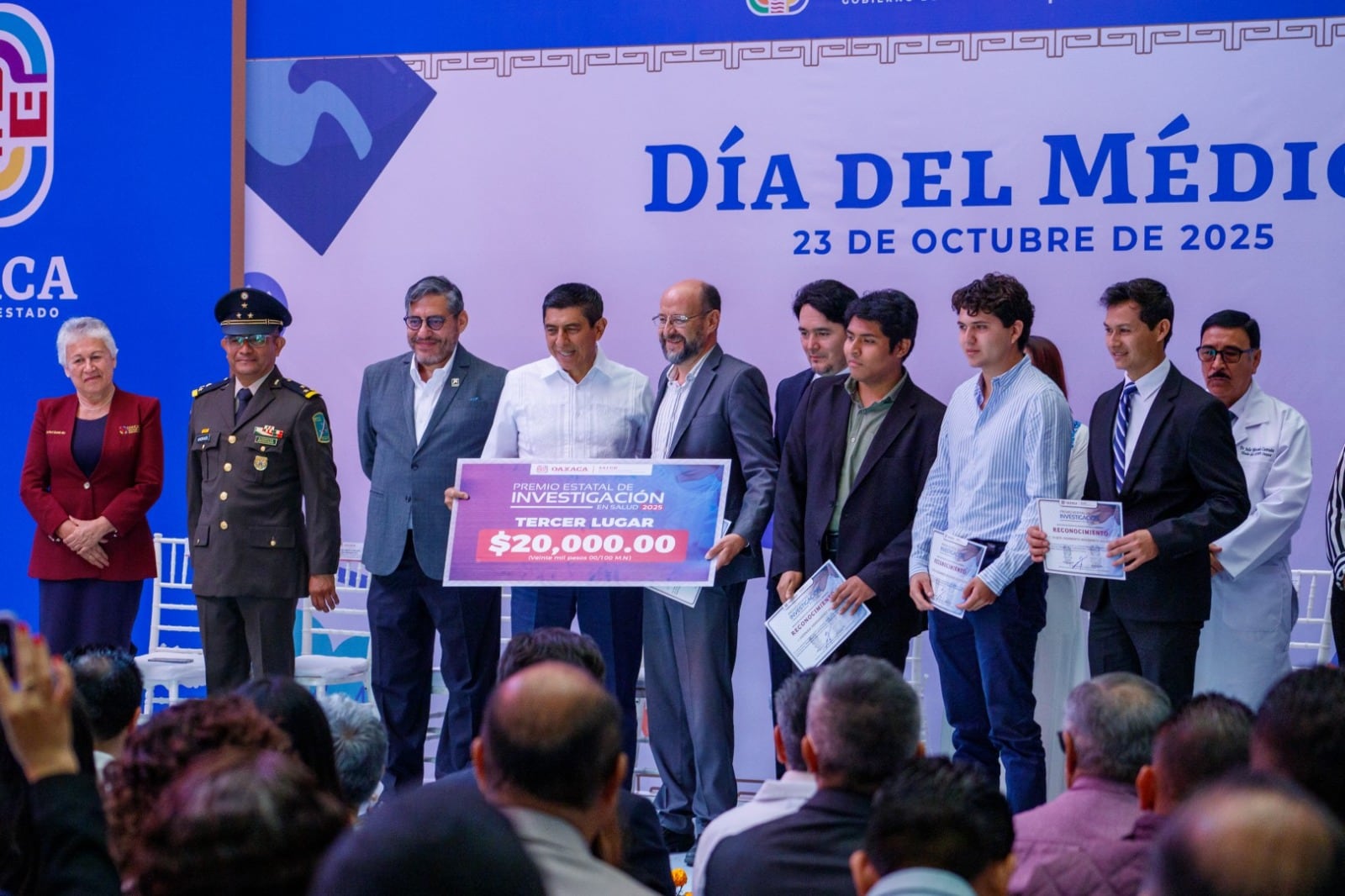 El gobierno de Oaxaca reafirma su compromiso por ofrecer atención de salud a toda la población