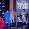 Tenoch Huerta y Lupita Nyong’o sacaron los pasos prohibidos en la premier de Black Panther: Wakanda Forever (VIDEO)