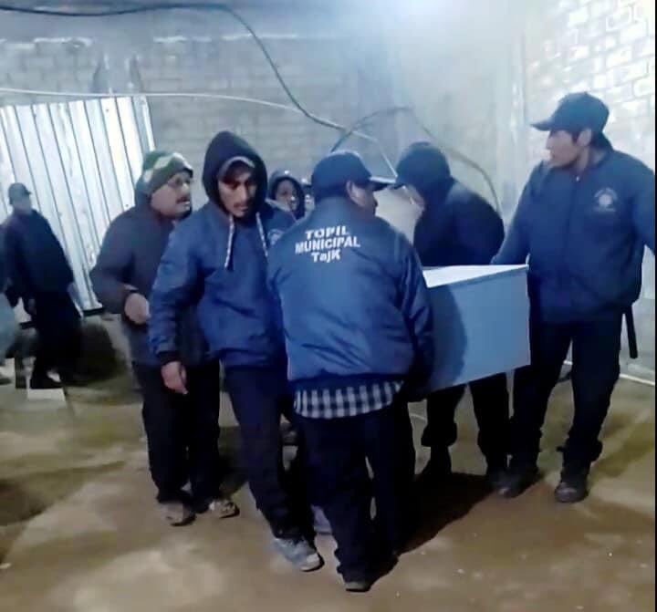 Velan cuerpo de Abimael Jiménez en Oaxaca