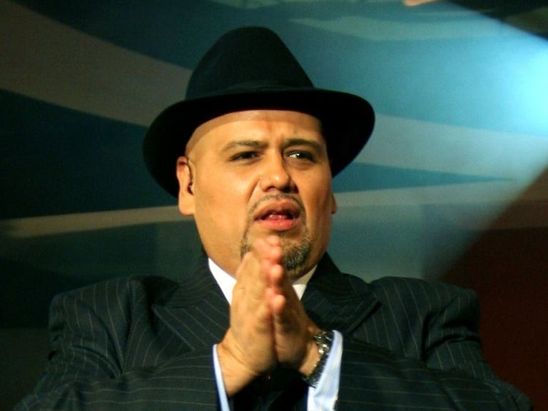 René Franco, locutor.