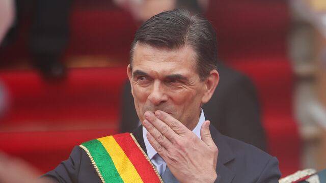 “Dios, familia y patria”: el juramento de Rodrigo Paz Pereira al asumir la presidencia de Bolivia