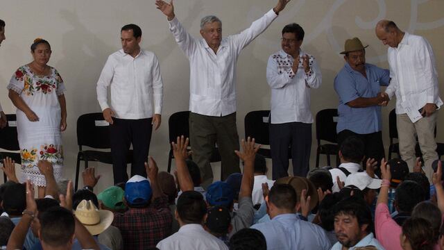 AMLO visita comunidades mayas en Yucatán e insiste en petición de disculpas por abusos en Conquista