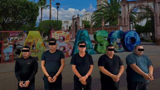 Operativo Enjambre: Seis policías detenidos en Tabasco por presunta extorsión y secuestro