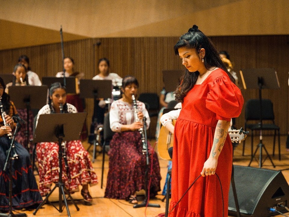 Mon Laferte embarazada