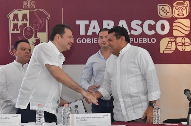 Gobernador de Tabasco informa renuncia de Julián Romero