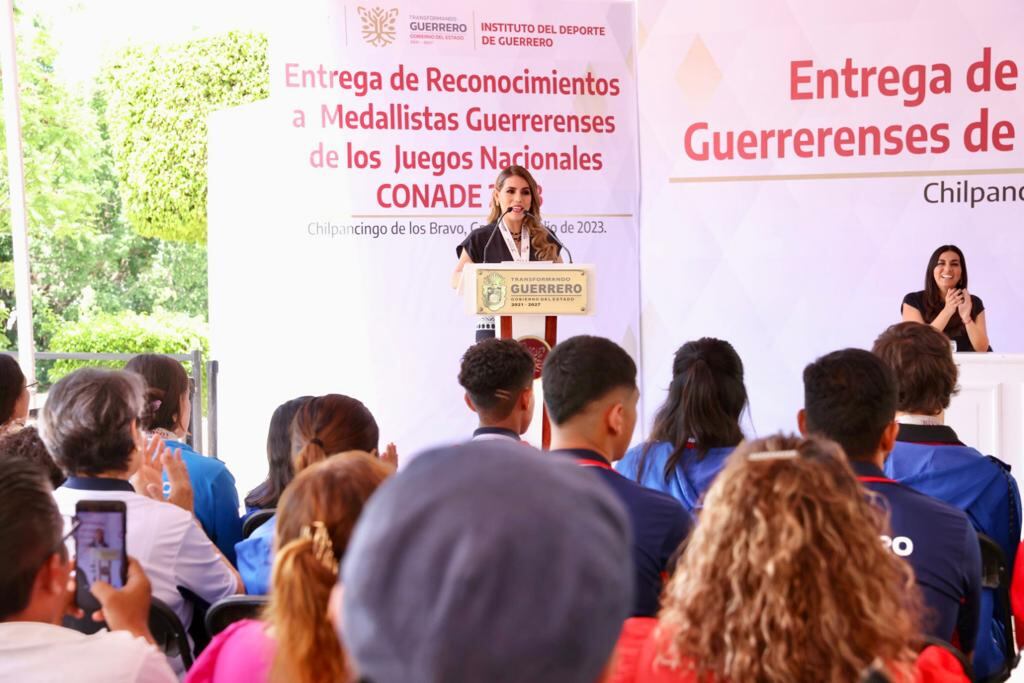 Evelyn Salgado entregó reconocimientos a atletas de Guerrero que triunfaron en los Juegos Nacionales Conade 2023