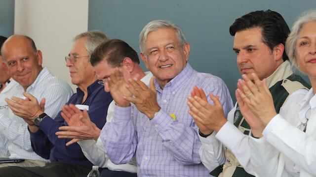 El presidente López Obrador en un acto oficial en Rodeo, Durango.