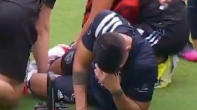 Alan Pulido sufrió una rara lesión
