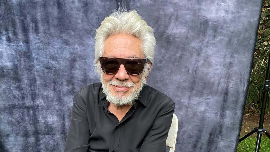 Javier de la Cueva, el papá de Jay de la Cueva, fue protagonista en el Vive Latino 2025 pero ha tenido otros éxitos