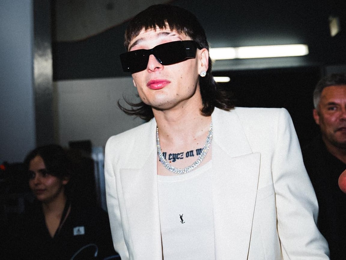 Peso Pluma, cantante.